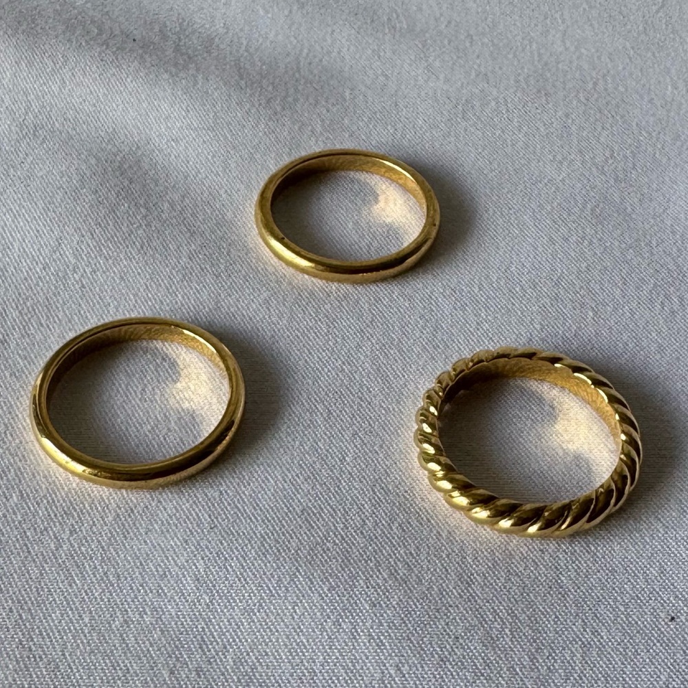 Miranda Frye Gold Stacking Rings Size 7 - Picture 3 of 6